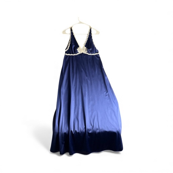 VTG Satin 80’s nightgown Blue Chemise with Lace trim Romantic silky Sexy pre-Lv - Picture 5 of 5